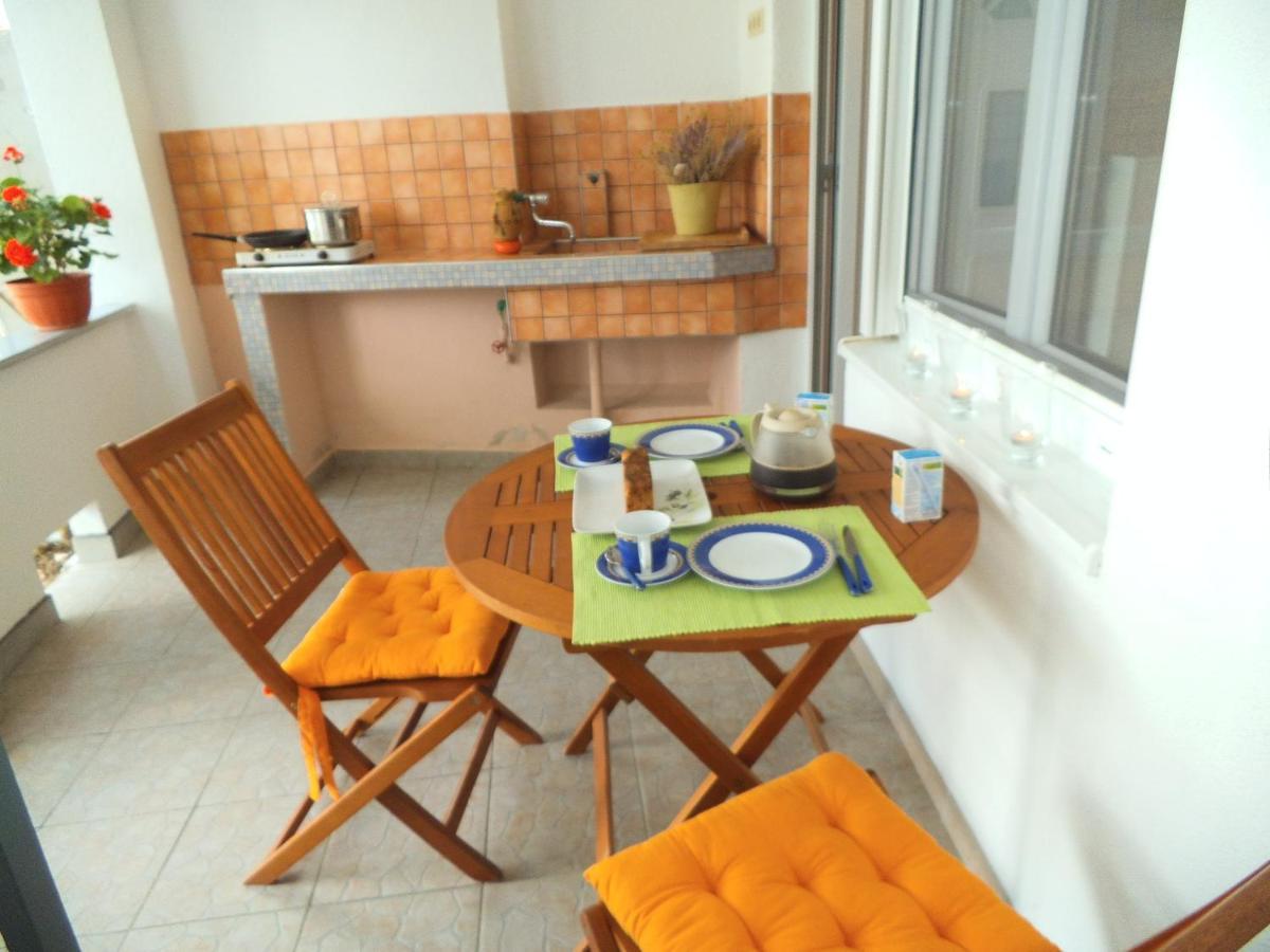 Blue View Apartments Трогир Екстериор снимка